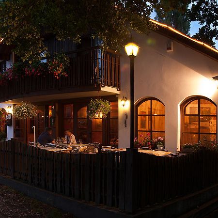 Lovecký hotel Jívák Loučeň Exterior foto