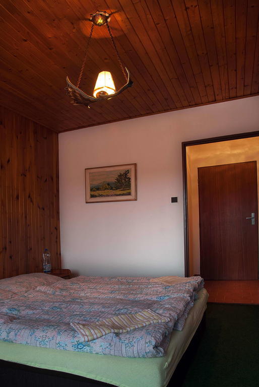 Lovecký hotel Jívák Loučeň Habitación foto