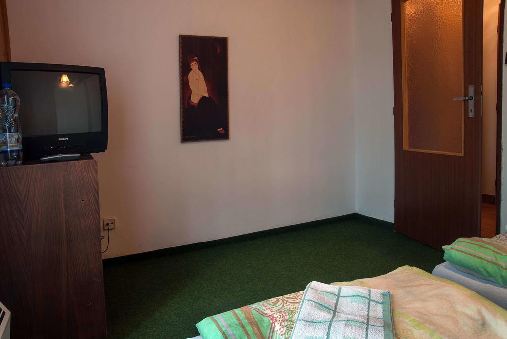 Lovecký hotel Jívák Loučeň Habitación foto