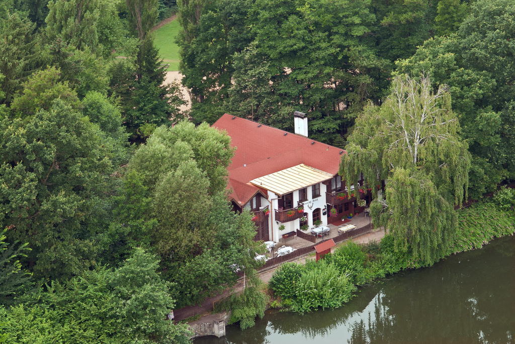 Lovecký hotel Jívák Loučeň Exterior foto